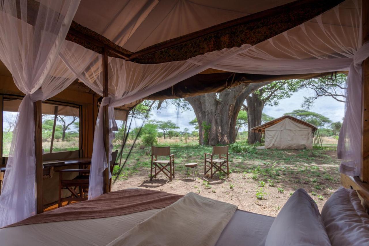 Baobab Tented Camp Kwa Kuchinia Экстерьер фото