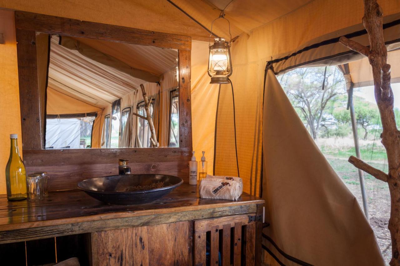 Baobab Tented Camp Kwa Kuchinia Экстерьер фото