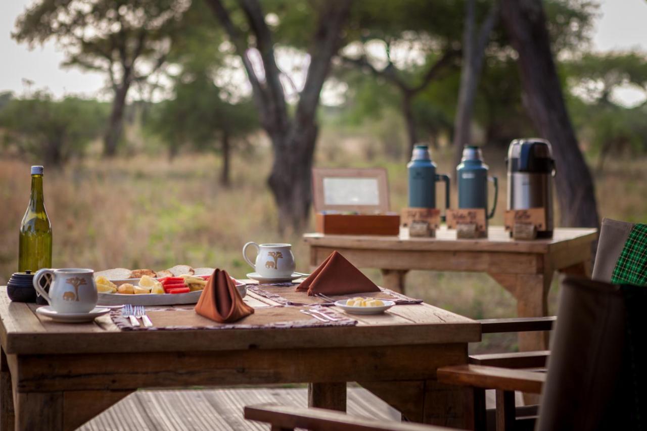 Baobab Tented Camp Kwa Kuchinia Экстерьер фото