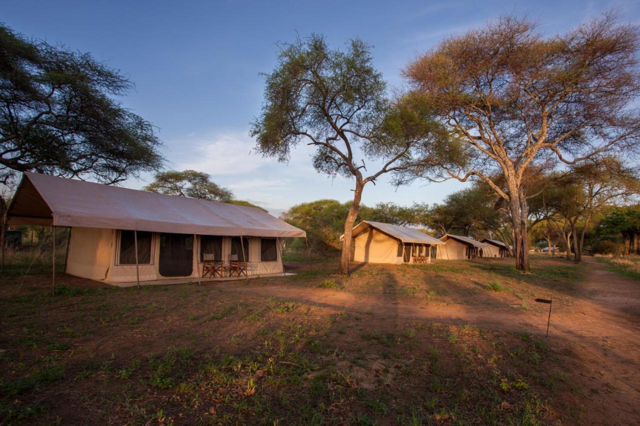 Baobab Tented Camp Kwa Kuchinia Экстерьер фото